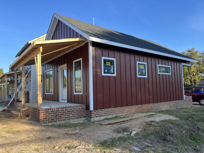 One of the Duke Street Cottages, N.C. built using SIPs. Photo courtesy of Howard Building Science.
