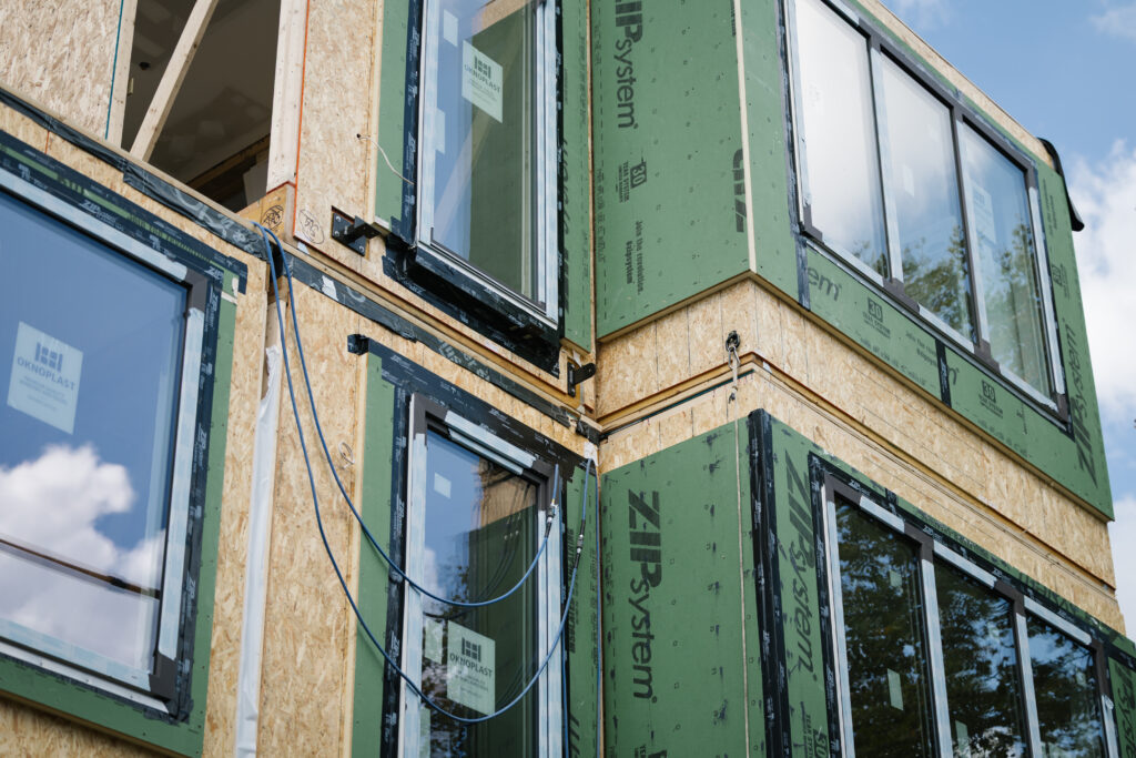 Enti believes it’s possible to deliver higher-quality homes at the same or lower price than stick-built homes. Credit: Reframe Systems