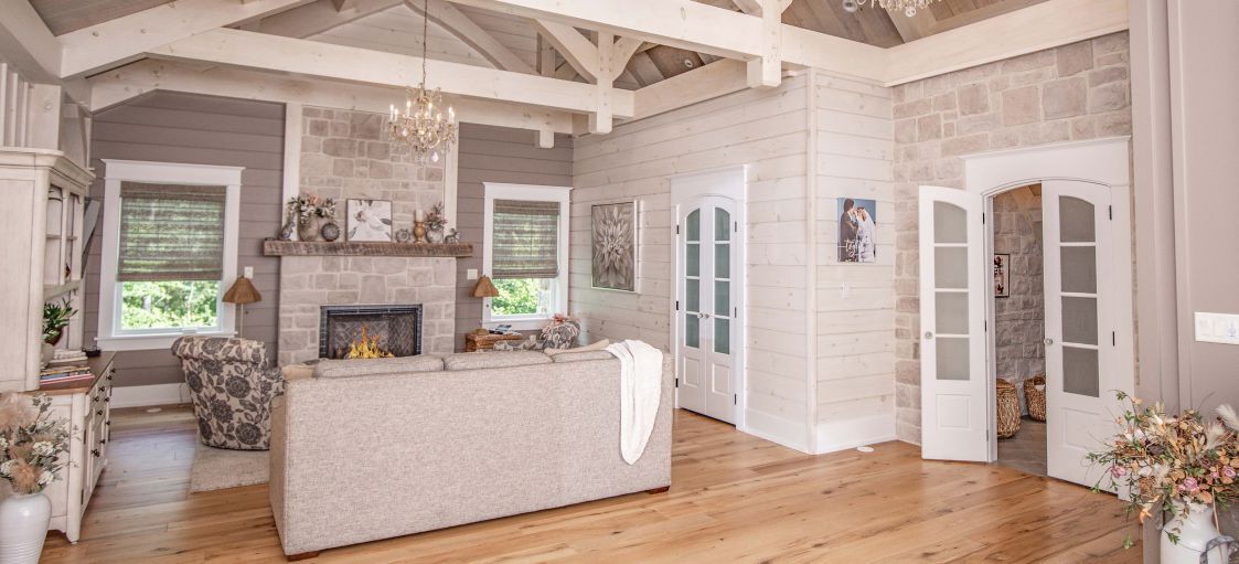 The expansive master suite captures panoramic mountain views, and is a serene escape with a sitting room and an en-suite bath. Photo credit: Brett Hosterman