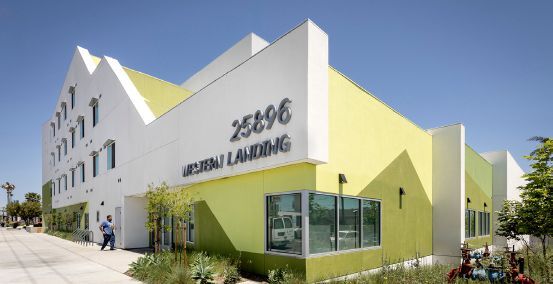 Modular affordable housing in Los Angeles, California, for which Caruso
was the owner’s rep. Credit: Abode Communities