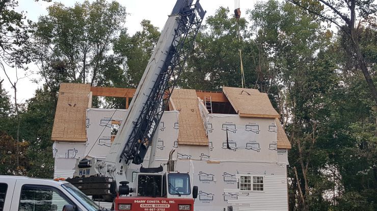 In this Leesburg, Virginia home, the first floor consisted of modules while the second floor, with its cathedral ceiling and dormers, was panelized. photo courtesy of Impresa modular.